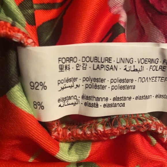 M 🔖 ZARA Floral Printed Draped Bodysuit Red Roses 

RARE Blogger Favorite!! - Picture 10 of 11